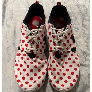 Nike Roshe Run Polka Dot Pack- Red